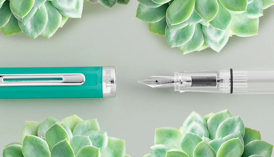 TWSBI pistove pero _persian green_ukazka2